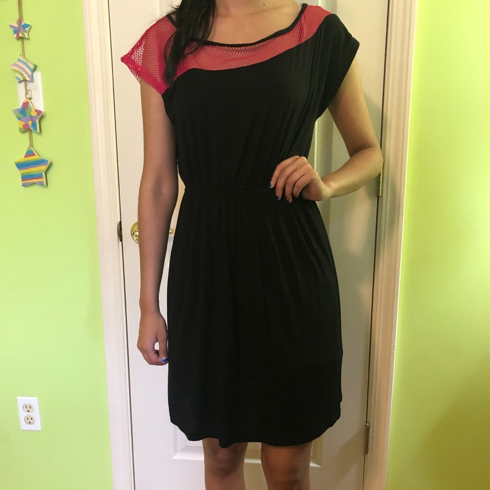 One clothing Black Dress!